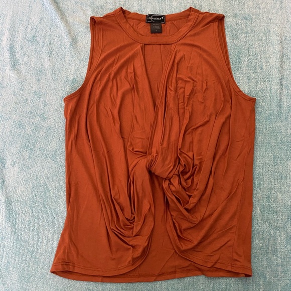 Twist open front top - Picture 4 of 5